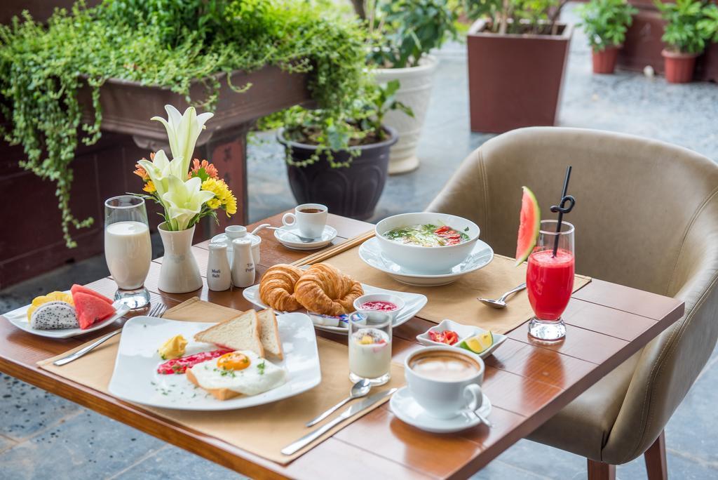 Dream Hotel And Apartment Ханой Екстер'єр фото