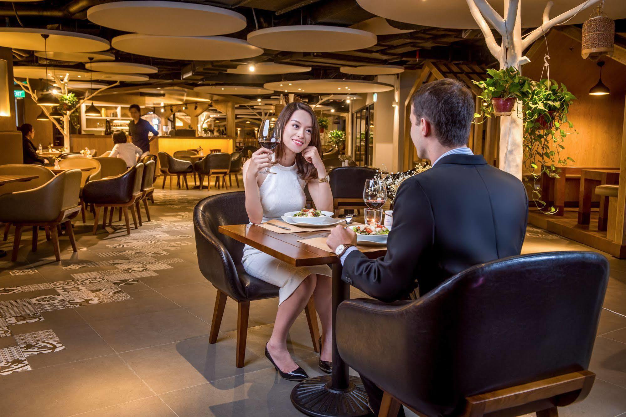 Dream Hotel And Apartment Ханой Екстер'єр фото
